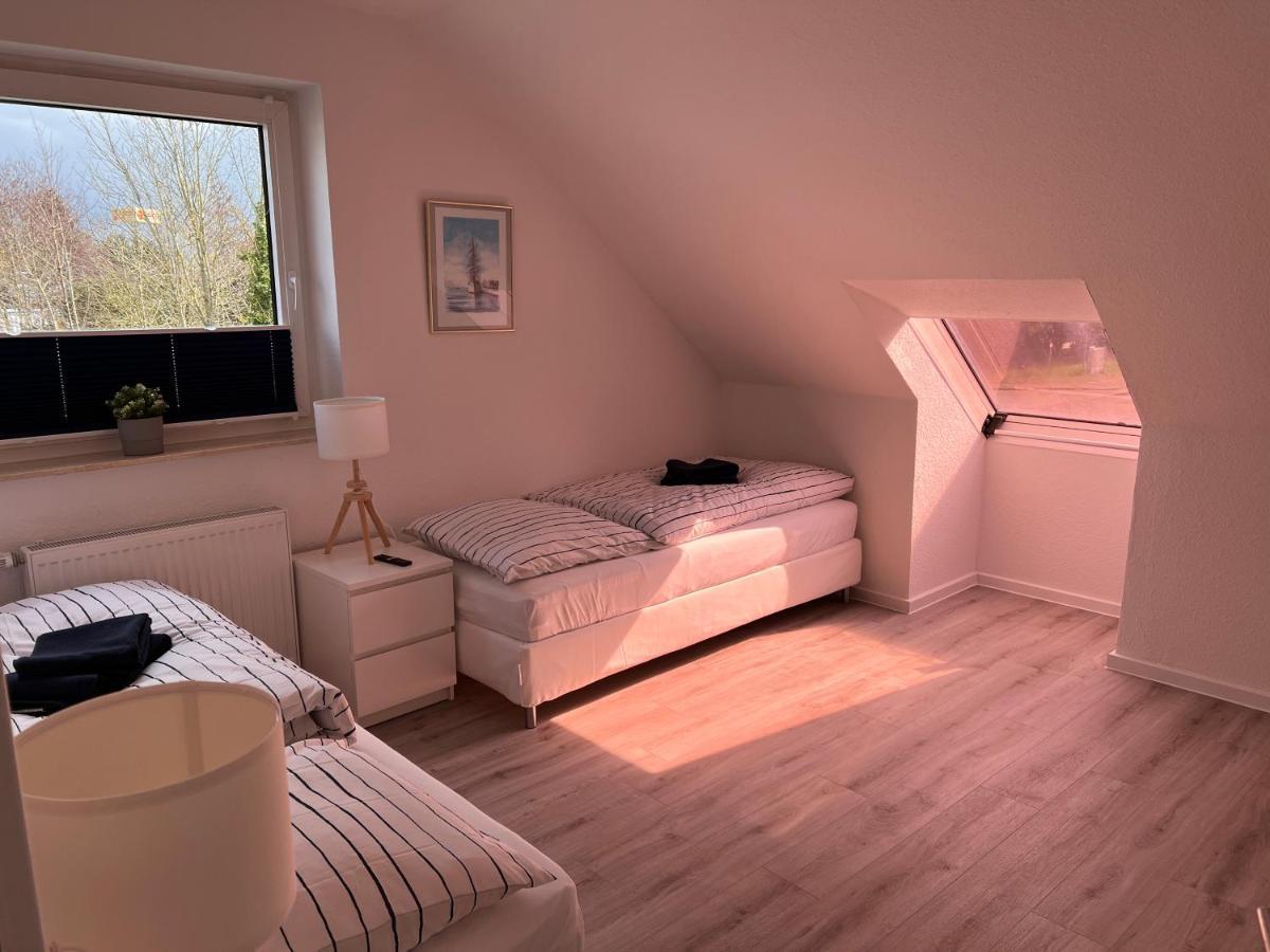 Grosszuegige 3 Zkb Mit 80M² Daire Wilhelmshaven Dış mekan fotoğraf